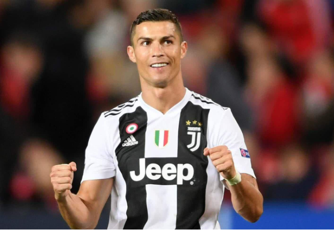 西甲战报：莫雷诺、奥卢瓦塞伊破门，黄潜2-1马略卡