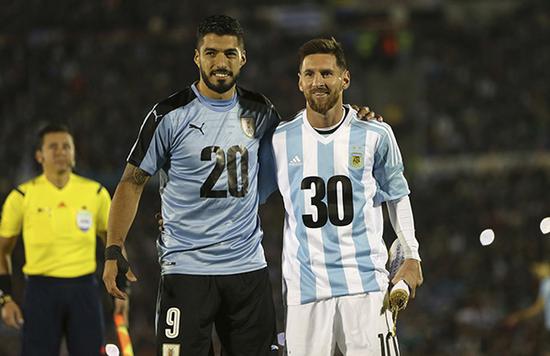 足球世界杯新增三座临时球场，应对球迷增长