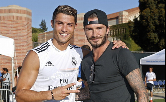 国脚关键进球助球队晋级