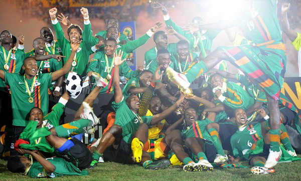 广东男篮33分大胜晋级八强，徐杰23+6胡明轩复出10+3，王洪泽9分