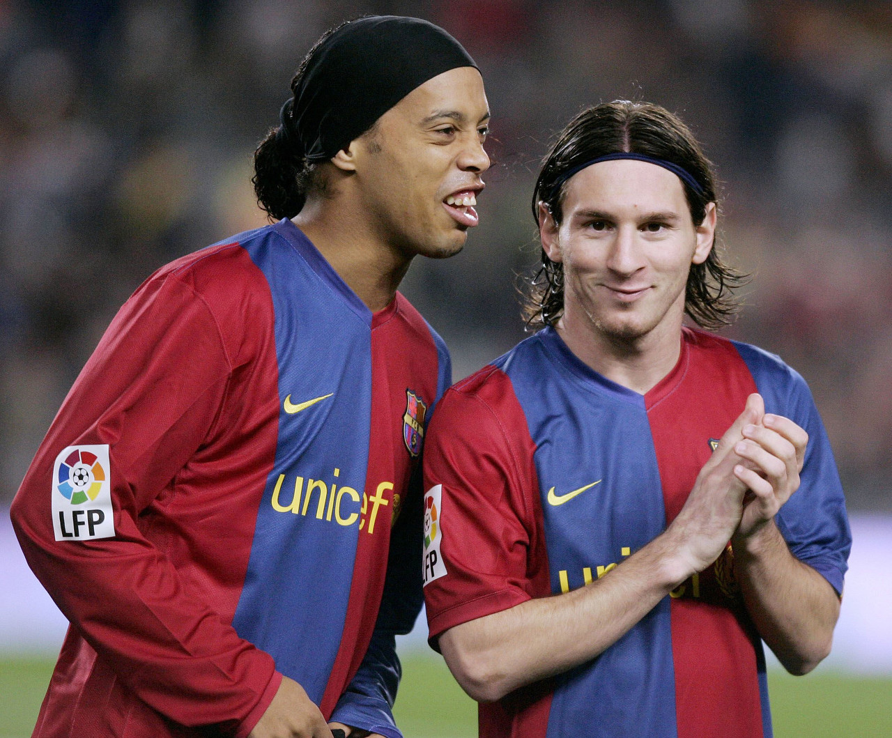 本赛季湖人打到关键时刻的比赛8胜0负，未尝败绩